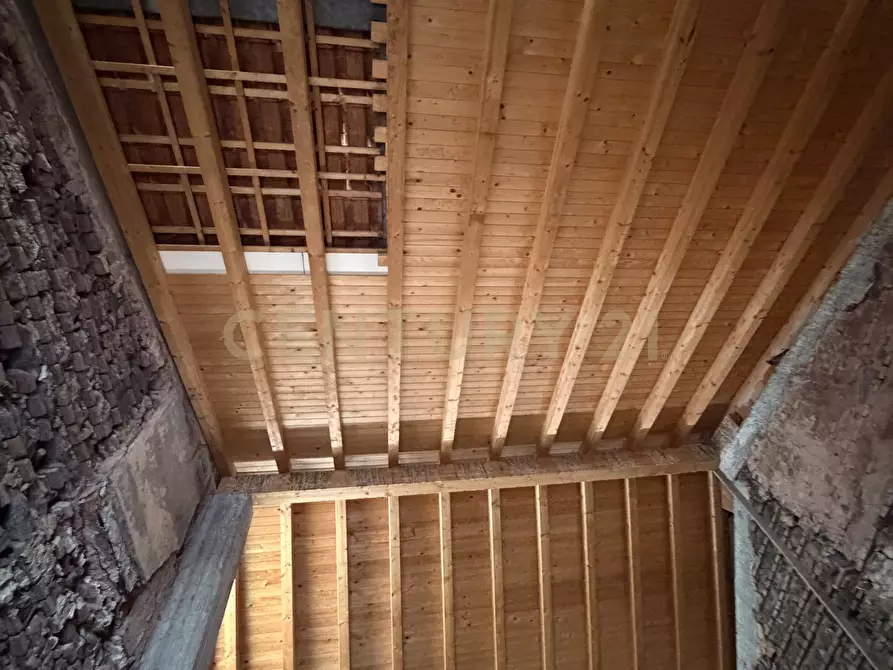 Immagine 35 di Rustico / casale in vendita  in Via Carlo Forlanini 49 a Catania