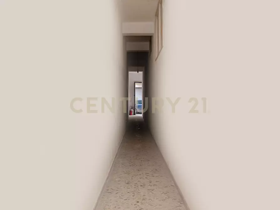Immagine 47 di Pentalocale in vendita  in Via Principe Umberto 397 a Augusta