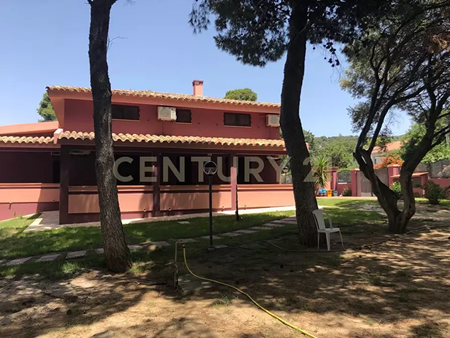 Immagine 49 di Villa in vendita  in Via dei Pioppi 57 a Quartu Sant'elena