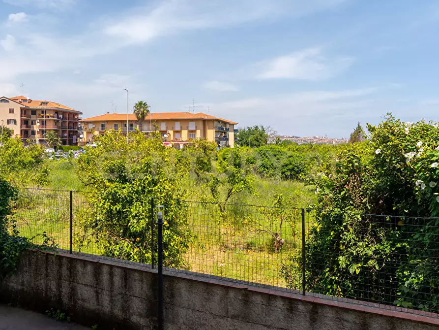 Immagine 30 di Quadrilocale in vendita  in Via Croce 72 a Aci Catena