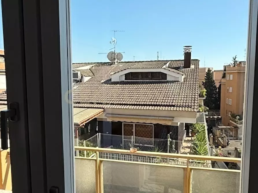 Immagine 22 di Trilocale in affitto  in Via Montecristo 10 a Roma