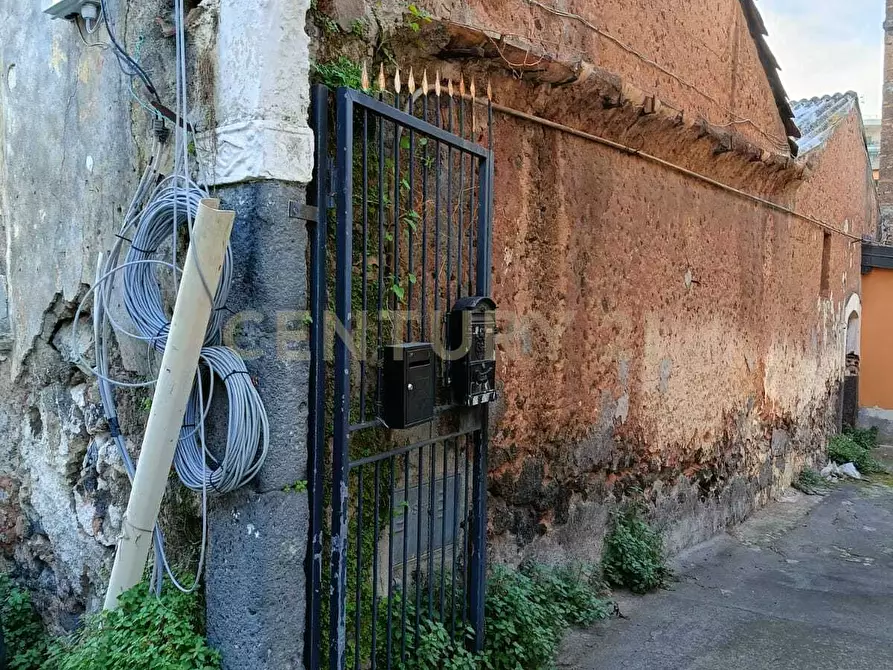 Immagine 3 di Casa indipendente in vendita  in Via Consolazione 91 a Catania
