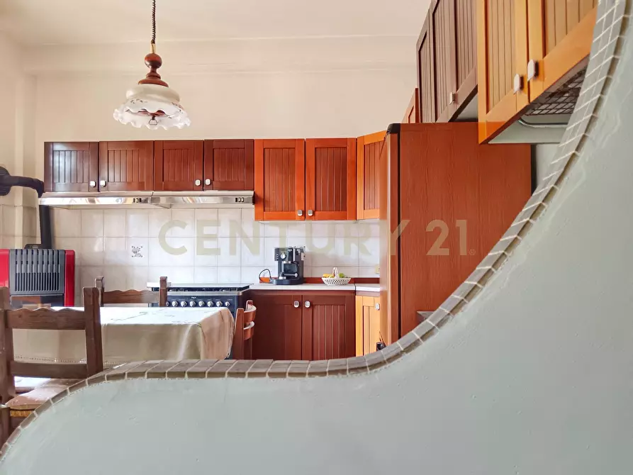 Immagine 5 di Quadrilocale in vendita  in Piazza Fratelli Cervi 10 a Abbadia San Salvatore