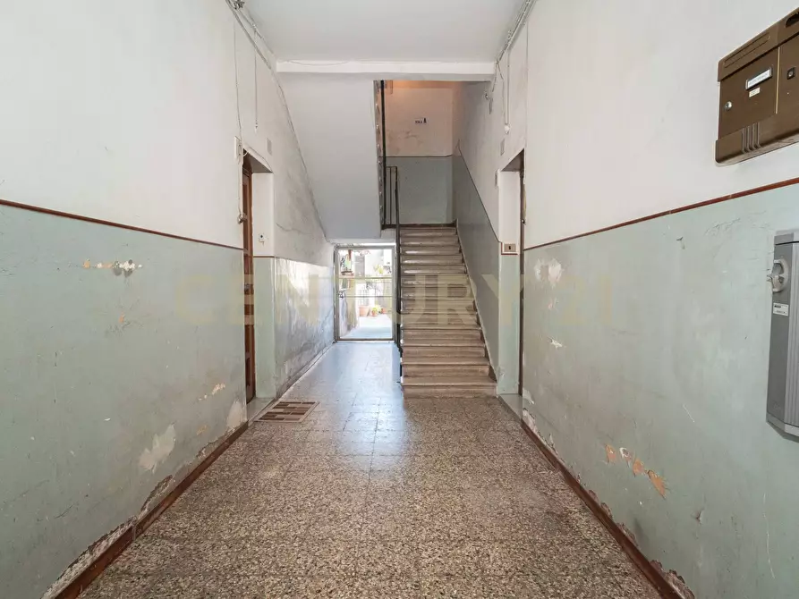 Immagine 7 di Bilocale in vendita  in Via Trecastagni 9 a Catania