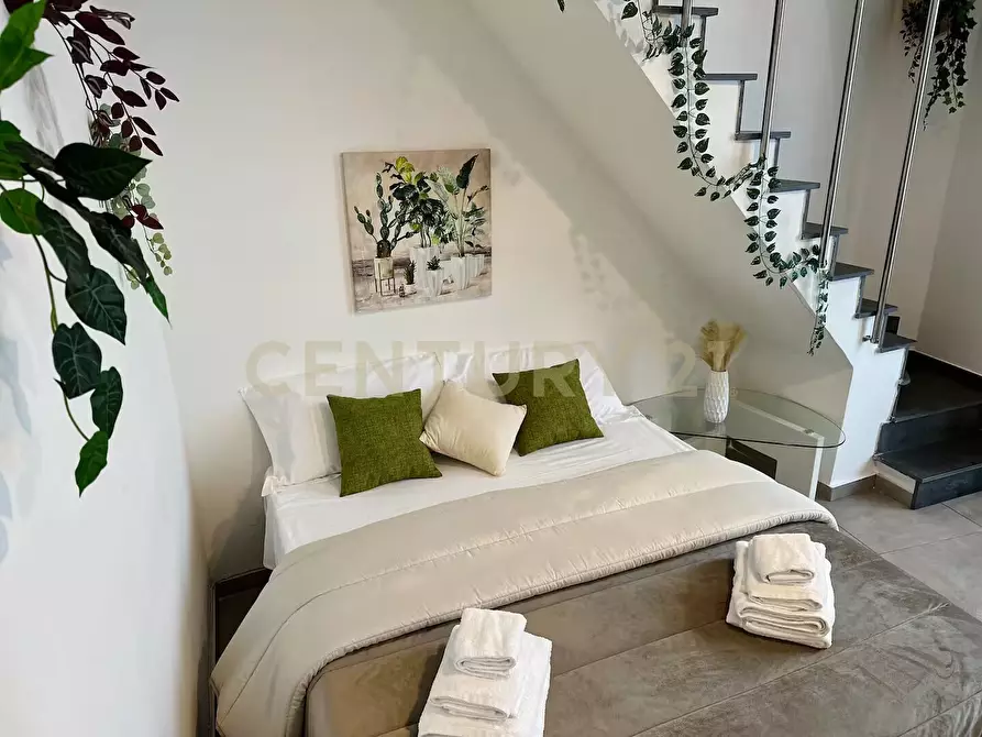 Immagine 5 di Loft/Open space in vendita  in Via Cristoforo Colombo 34 a Catania