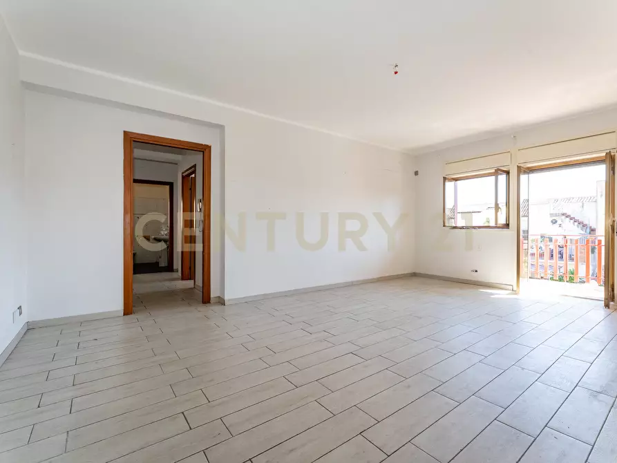 Immagine 2 di Trilocale in vendita  in Via Firenze 112 a Aci Castello