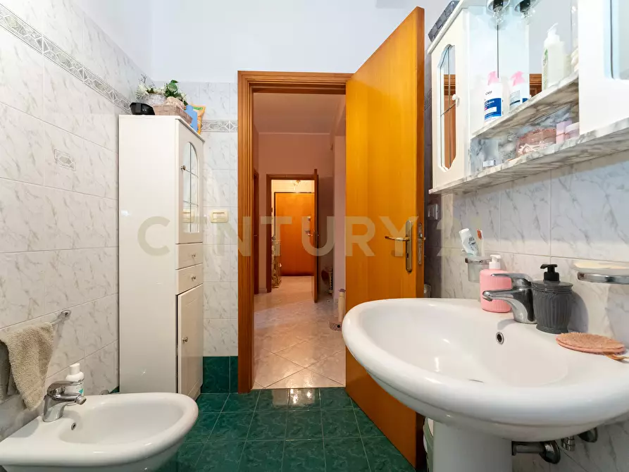 Immagine 15 di Quadrilocale in vendita  in Via Ercole Patti 91 a Pedara