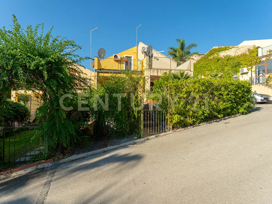 Immagine 22 di Villa in vendita  in baia arcile a Augusta