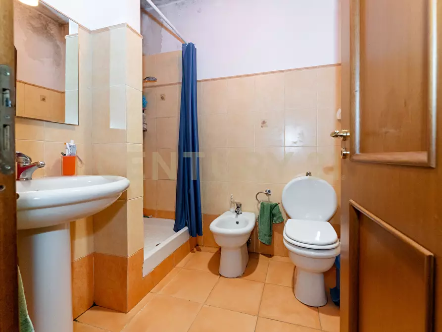 Immagine 24 di Villa in vendita  in Via Alcaloro Petrone 47 a Viagrande