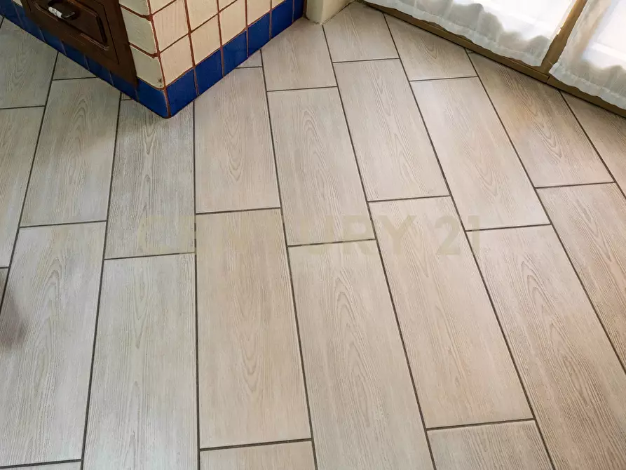 Immagine 46 di Trilocale in vendita  in Via Tremestieri 16 a Mascalucia