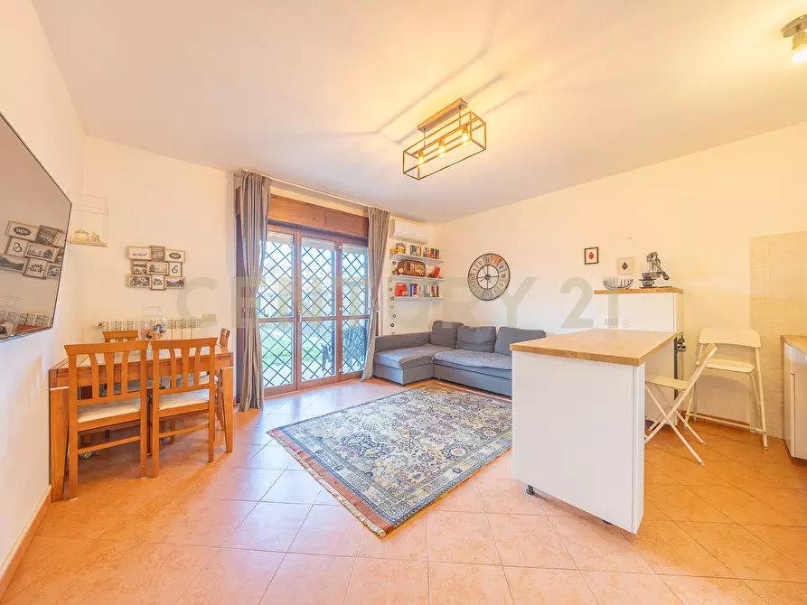 Immagine 2 di Bilocale in vendita  in Via Piero Corti 83 a Roma