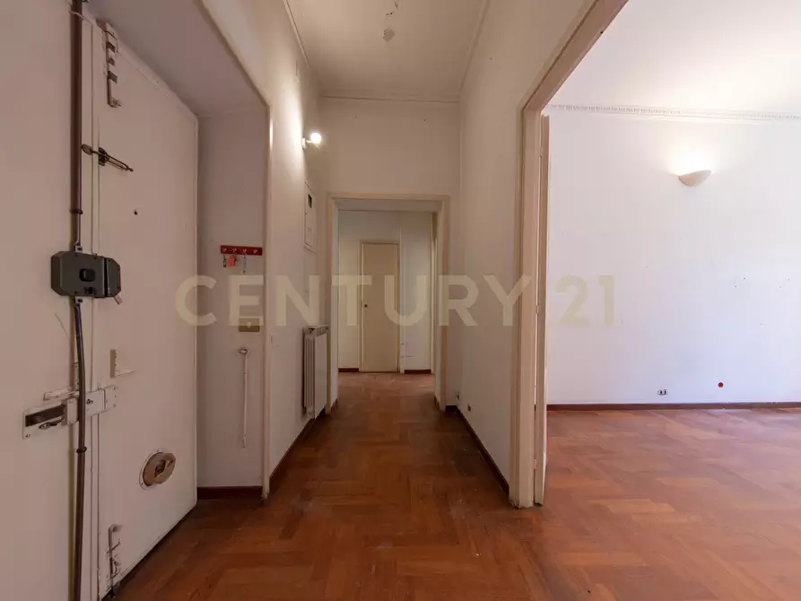 Immagine 13 di Quadrilocale in vendita  in Via Plinio 22 a Roma