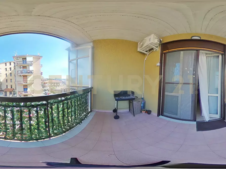 Immagine 65 di Quadrilocale in vendita  in Via Jacopo Vignerio 5 a Catania