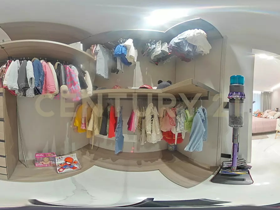 Immagine 133 di Villa in vendita  in Via Sant' Andrea 8 a Catania