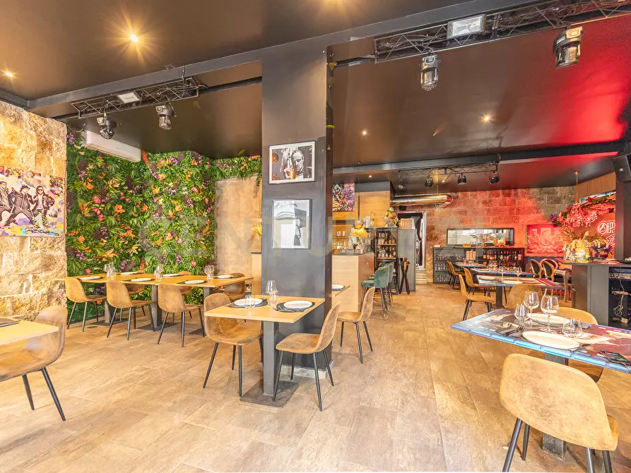 Immagine 35 di Bar / Ristorante in vendita  in Via della Farnesina 155 a Roma