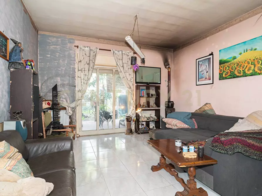 Immagine 4 di Pentalocale in vendita  in Via delle Ginestre s.n.c. a Pedara