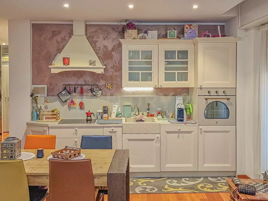 Immagine 1 di Bilocale in affitto  in Via Angelo Scarsellini 36 a Verona