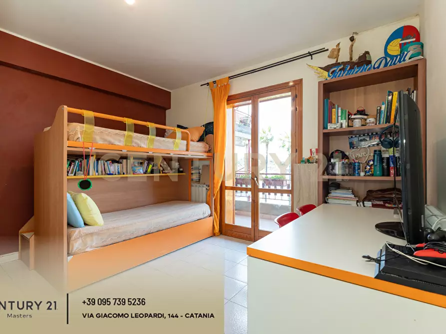 Immagine 43 di Quadrilocale in vendita  in Via Gesualdo Bufalino 1 a Aci Catena