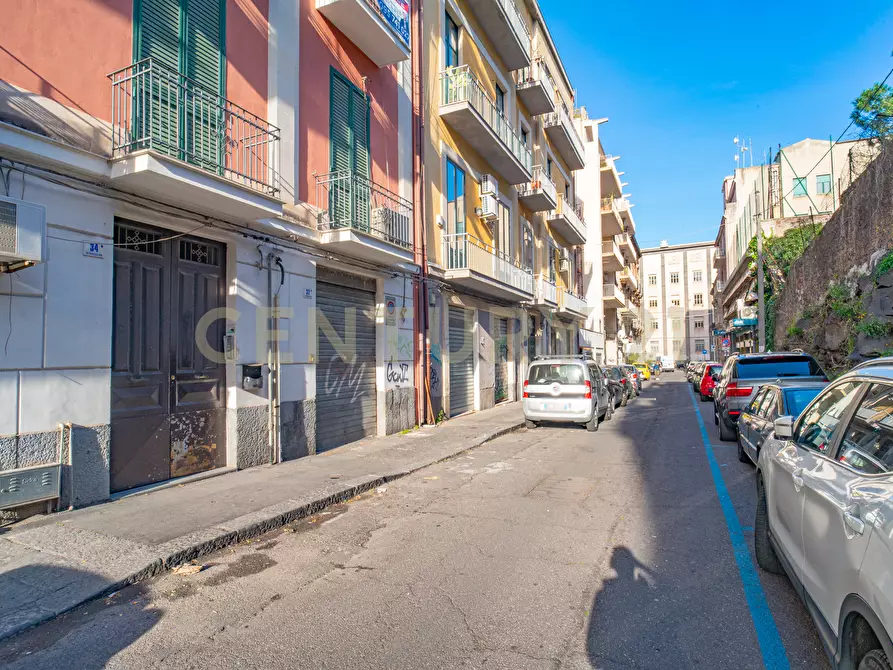 Immagine 20 di Pentalocale in vendita  in Via Francesco Riso 34 a Catania