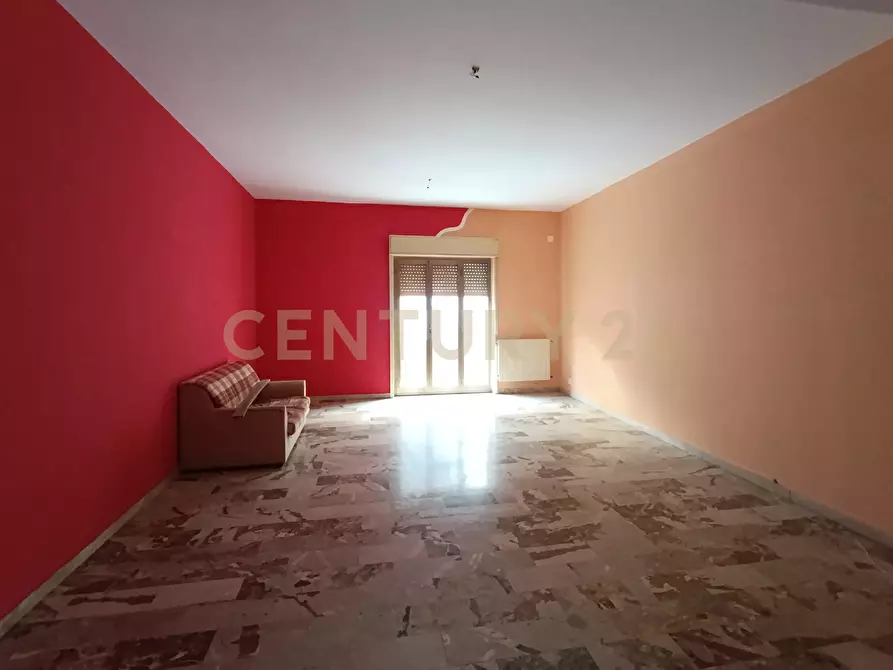 Immagine 38 di Pentalocale in vendita  in Via Nicola Coviello 158 a Biancavilla