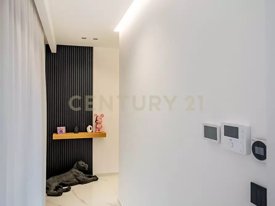 Immagine 70 di Villa in vendita  in Via Sant' Andrea 8 a Catania