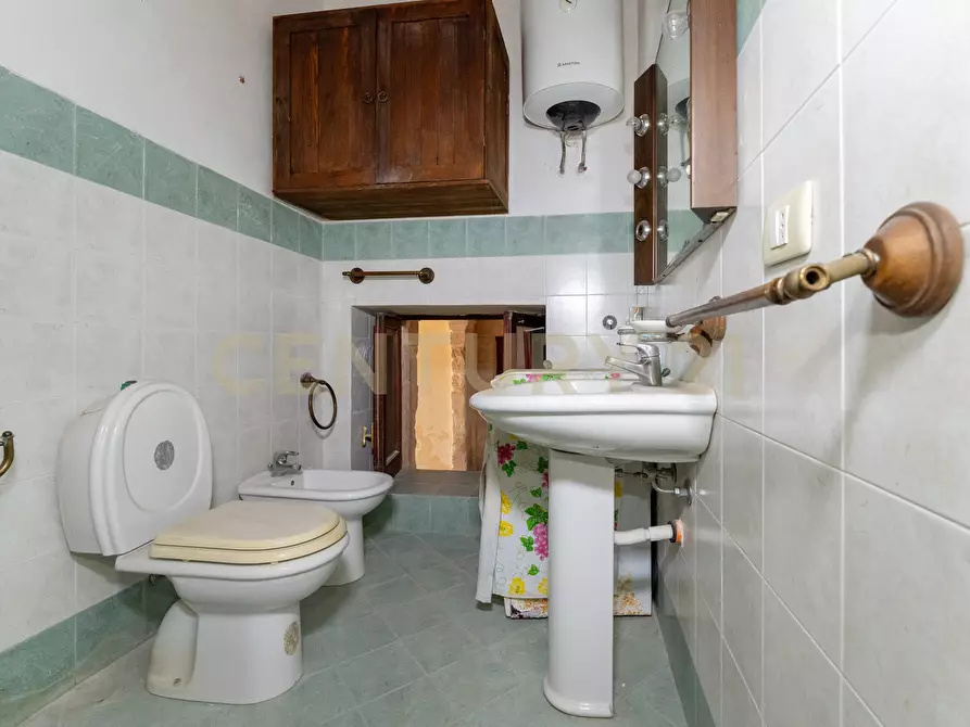 Immagine 15 di Bilocale in vendita  in via alagona 68 a Siracusa