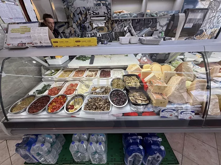 Immagine 15 di Attività commerciale in vendita  in Via Filocomo 25 a Catania