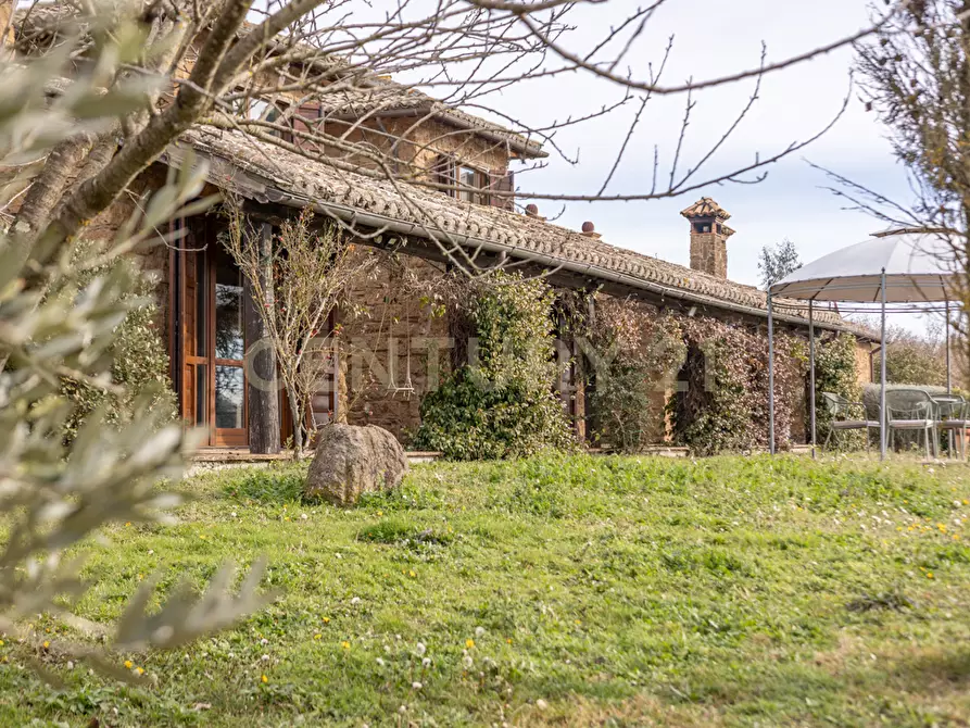 Immagine 24 di Villa in vendita  in Località Campo Rotondo snc a Capranica