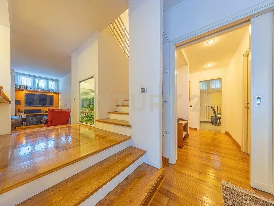 Immagine 26 di Villetta a schiera in vendita  in Via Cassia 1530 a Roma