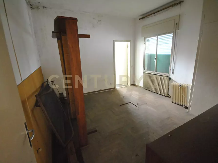 Immagine 11 di Palazzo in vendita  in via Molini 36 a Valdobbiadene