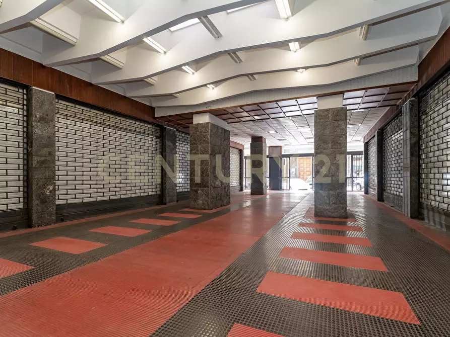 Immagine 44 di Quadrilocale in vendita  in Via Gabriele D'Annunzio 125 a Catania