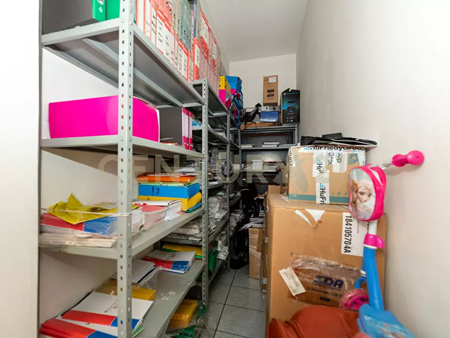 Immagine 14 di Pentalocale in vendita  in Via Pietra dell'Ova 396396 a Tremestieri Etneo