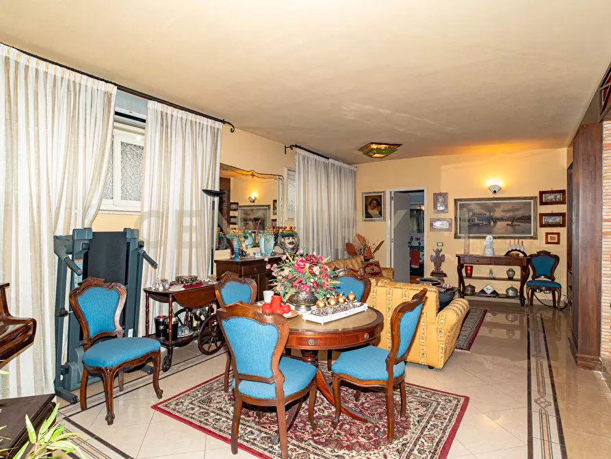 Immagine 56 di Villa in vendita  in Via G. Pezzana 9 a Aci Castello