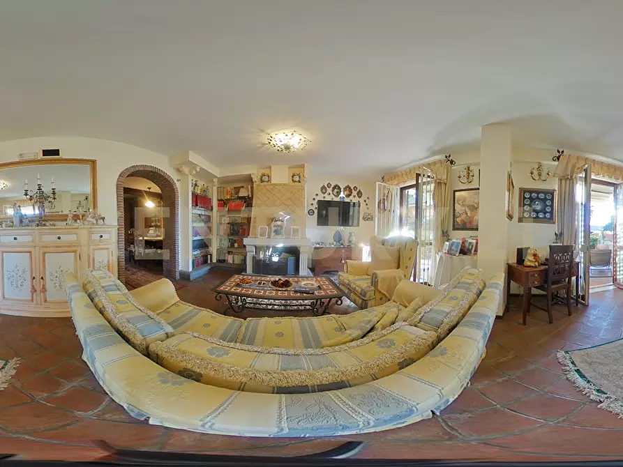 Immagine 84 di Terratetto in vendita  in Via San Gregorio 114 a Aci Castello