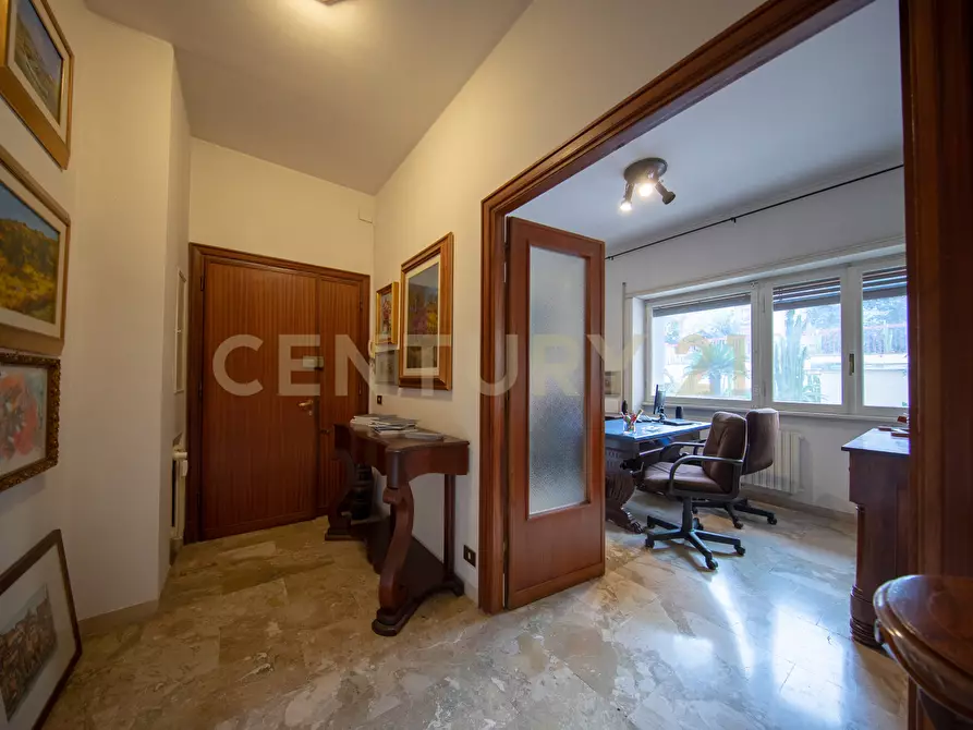 Immagine 22 di Bilocale in vendita  in Via Giovanni Caselli 11 a Roma