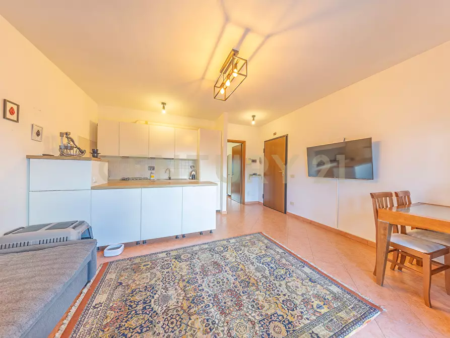 Immagine 4 di Bilocale in vendita  in Via Piero Corti 83 a Roma