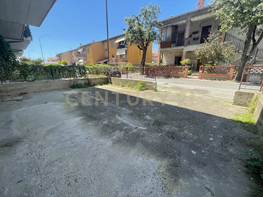 Immagine 3 di Locale commerciale in vendita  in Via Paolieri 18 a Orbetello