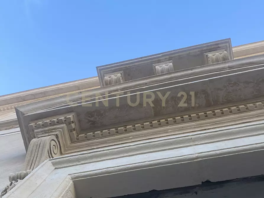 Immagine 20 di Bilocale in affitto  in Via Etnea 299 a Catania