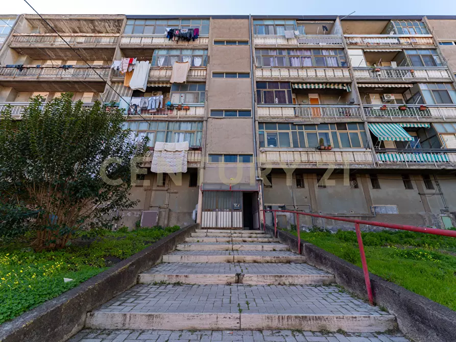 Immagine 1 di Trilocale in vendita  in Villaggio Zia Lisa II 108 a Catania