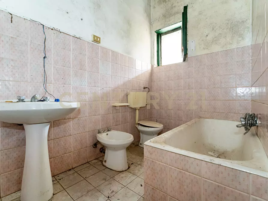 Immagine 20 di Porzione di casa in vendita  in Via del Santuario 56 a Valverde