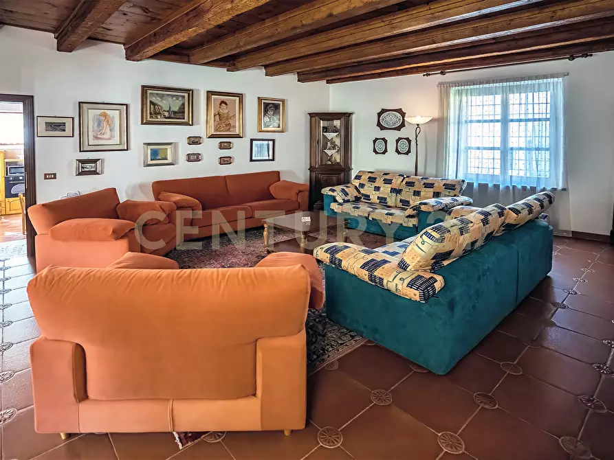 Immagine 70 di Villa in vendita  in Via Adige 25 a Brentino Belluno