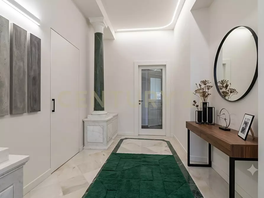 Immagine 23 di Villa in vendita  in Via Quartiere Longo 18 a Aci Castello