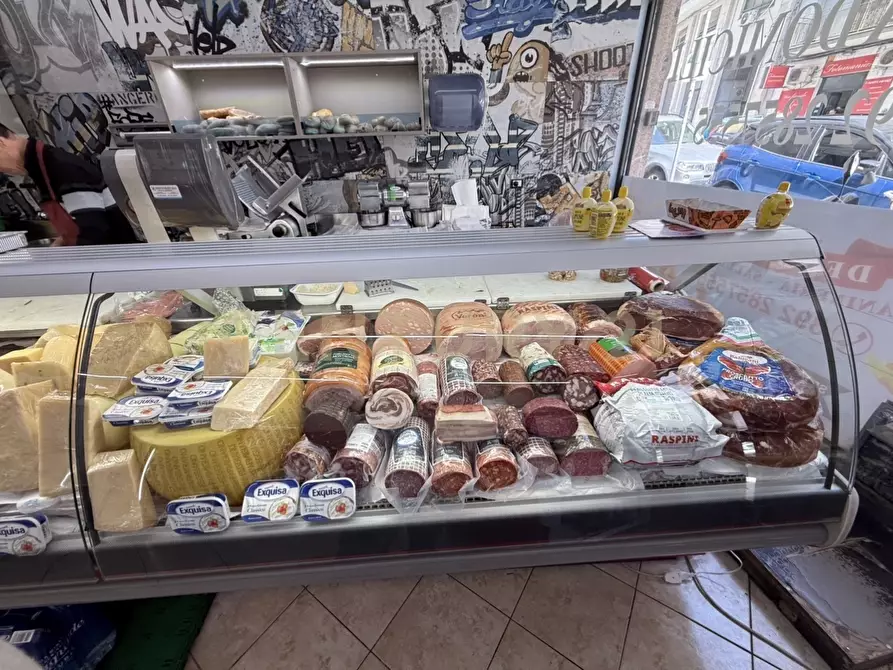 Immagine 16 di Attività commerciale in vendita  in Via Filocomo 25 a Catania