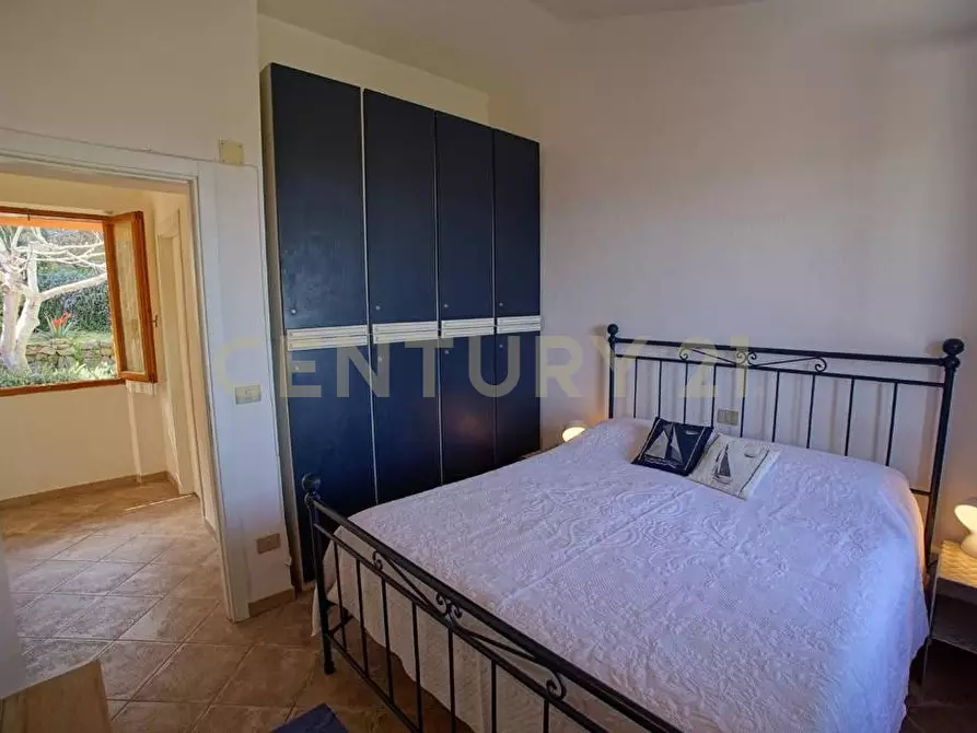 Immagine 9 di Quadrilocale in vendita  in Via dell'Arenella a Isola Del Giglio