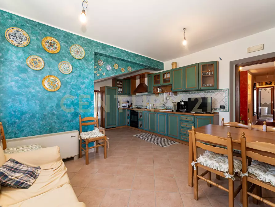Immagine 119 di Villa in vendita  in Via Ottavia Penna 50 a Caltagirone
