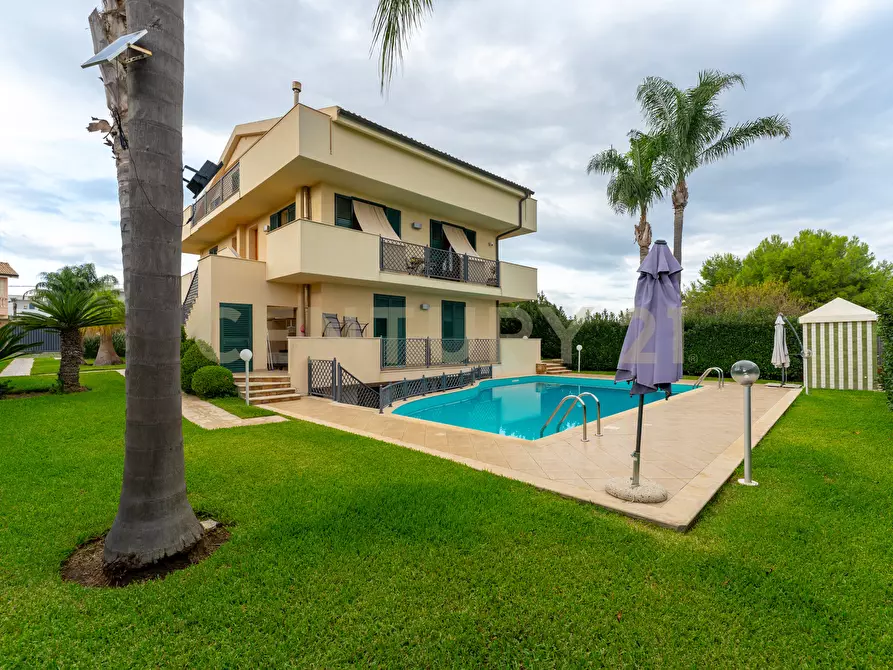 Immagine 1 di Villa in vendita  a Augusta