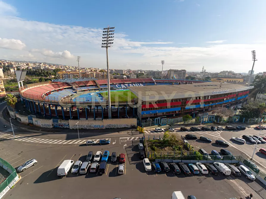 Immagine 59 di Pentalocale in vendita  in Piazza Spedini 8 a Catania