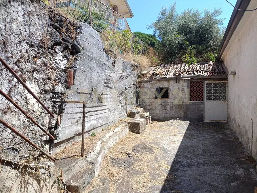 Immagine 19 di Casa indipendente in vendita  in Salita dei Saponari a Trecastagni