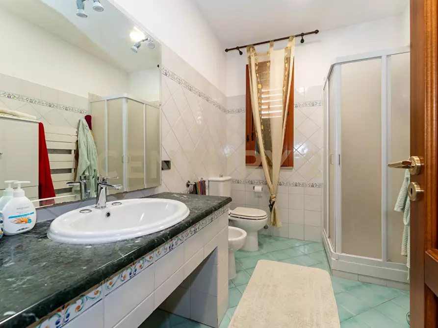 Immagine 54 di Villa in vendita  in Via Gela 95 a Caltagirone