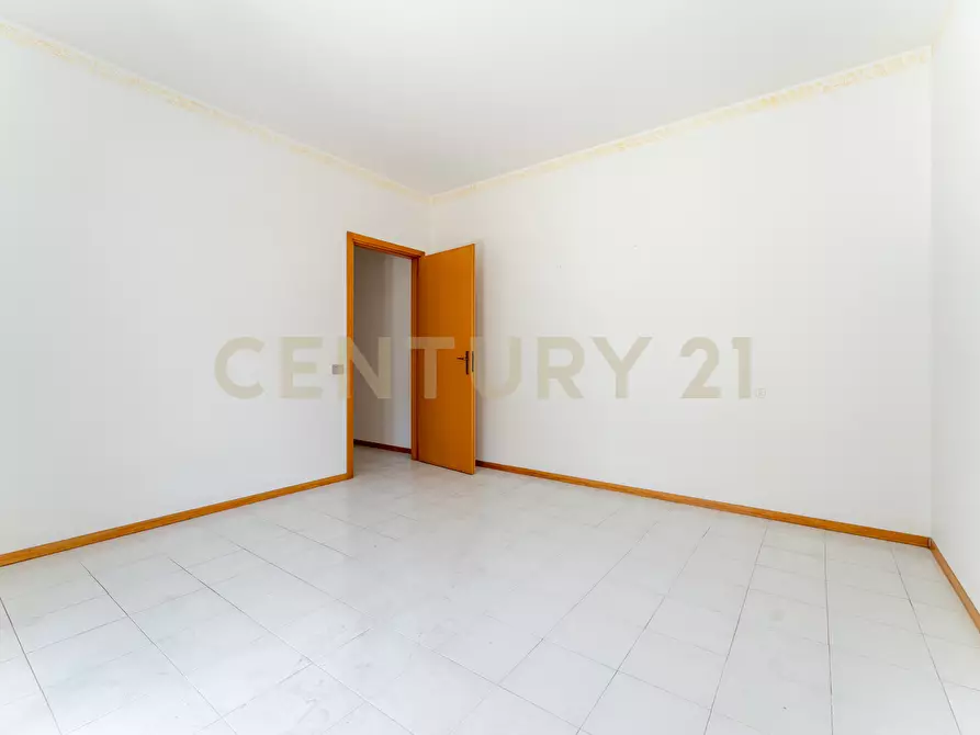 Immagine 38 di Trilocale in vendita  in CONTRADA PISCITELLO 11 a Lentini